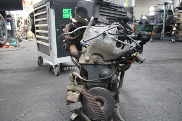 MOTEUR RENAULT 1.2 ESSENCE TURBO 1.2TCE CODE D4FK780 - Vue 3